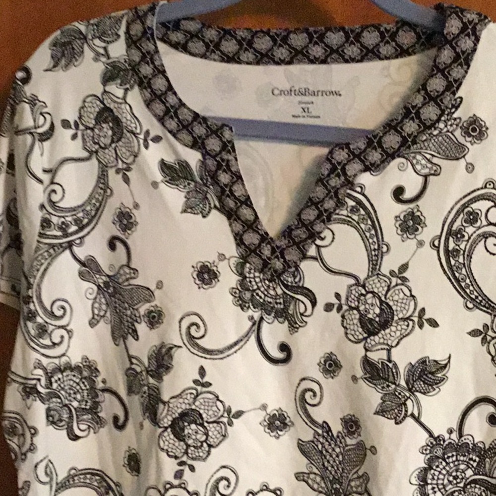 Short sleeve ladies shirt